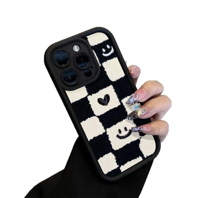Black grid love iPhone17Promax mobile phone case ladder is suitable for Apple 16promax all-inclusive Tianyan 15.