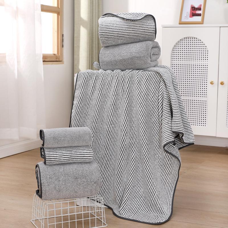 Thickened Bamboo Charcoal Bath Towel - Absorbent, Soft, Non-Shedding Coral Fleece