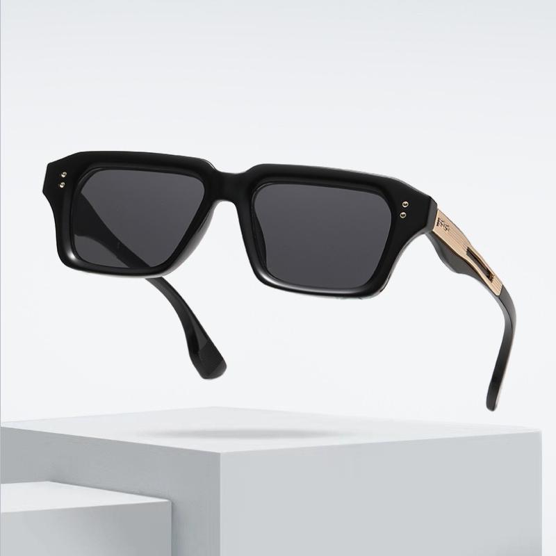 Retro Luxury Metal Square Frame Sunglasses for Men Fashion Popular Outdoor Sports Cycling Driving UV400 Sunglasses Goggles