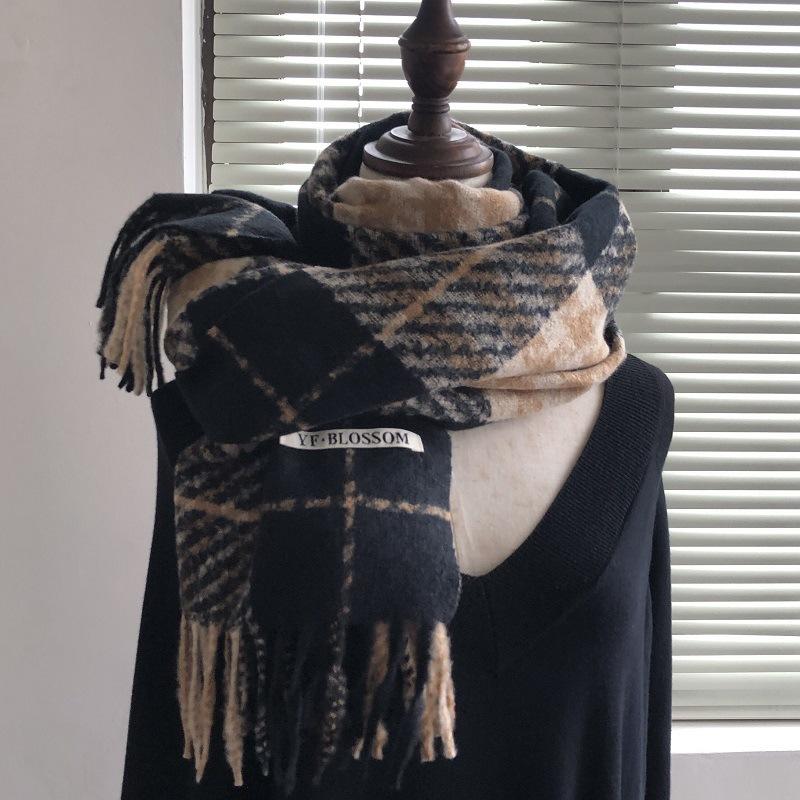 Korean Version of the New High-end Plaid Imitation Cashmere Fringed Scarf Women's Autumn and Winter Warm Versatile Shawl Scarf Couple