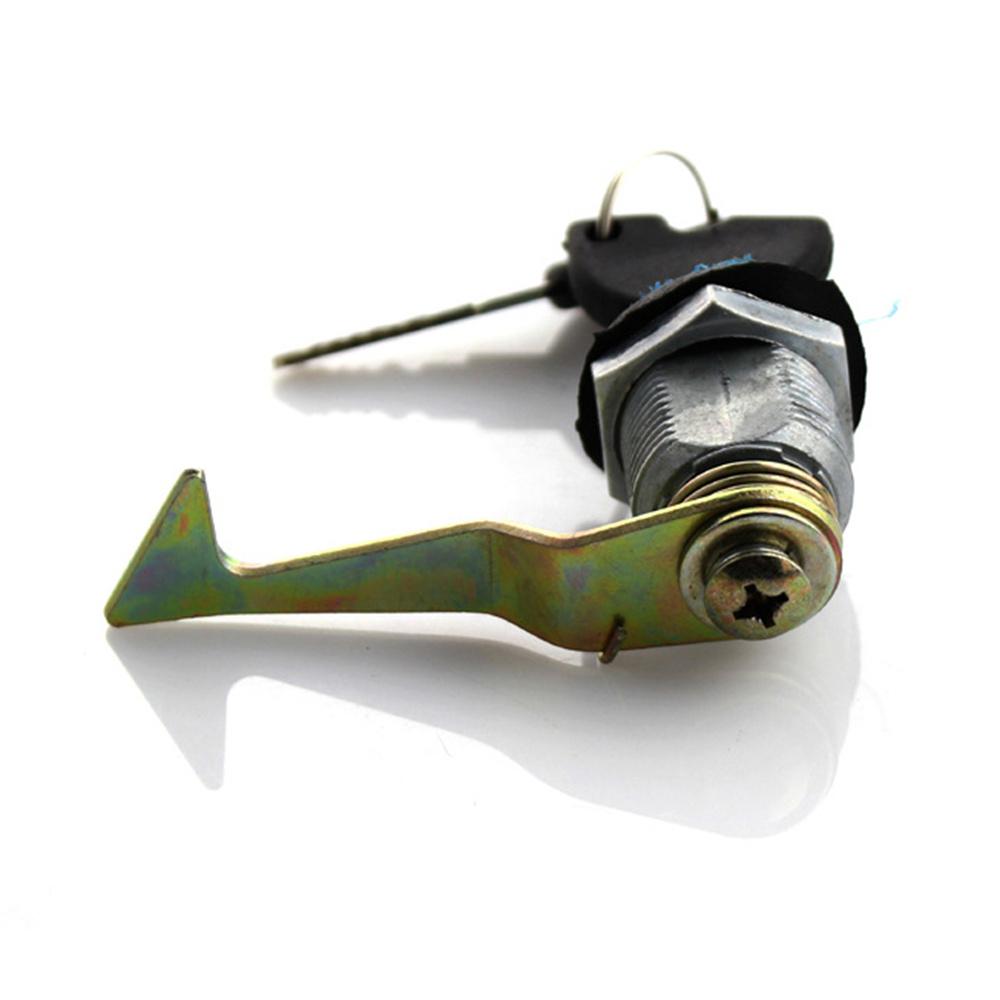 Zámek ocasní skříně motocyklu Zámek zadního kufru Montáž dílů