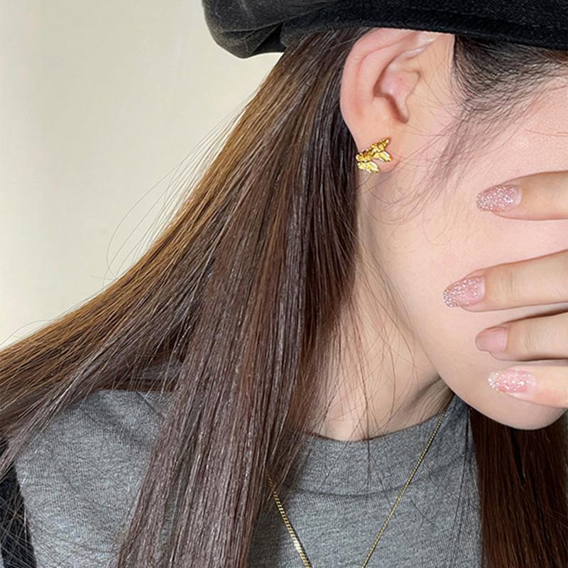 Vintage Elegant Conch Butterfly Stud Earrings For Women Girls Fashion Exquisite Temperament Earrings Jewelry Accessories Gifts