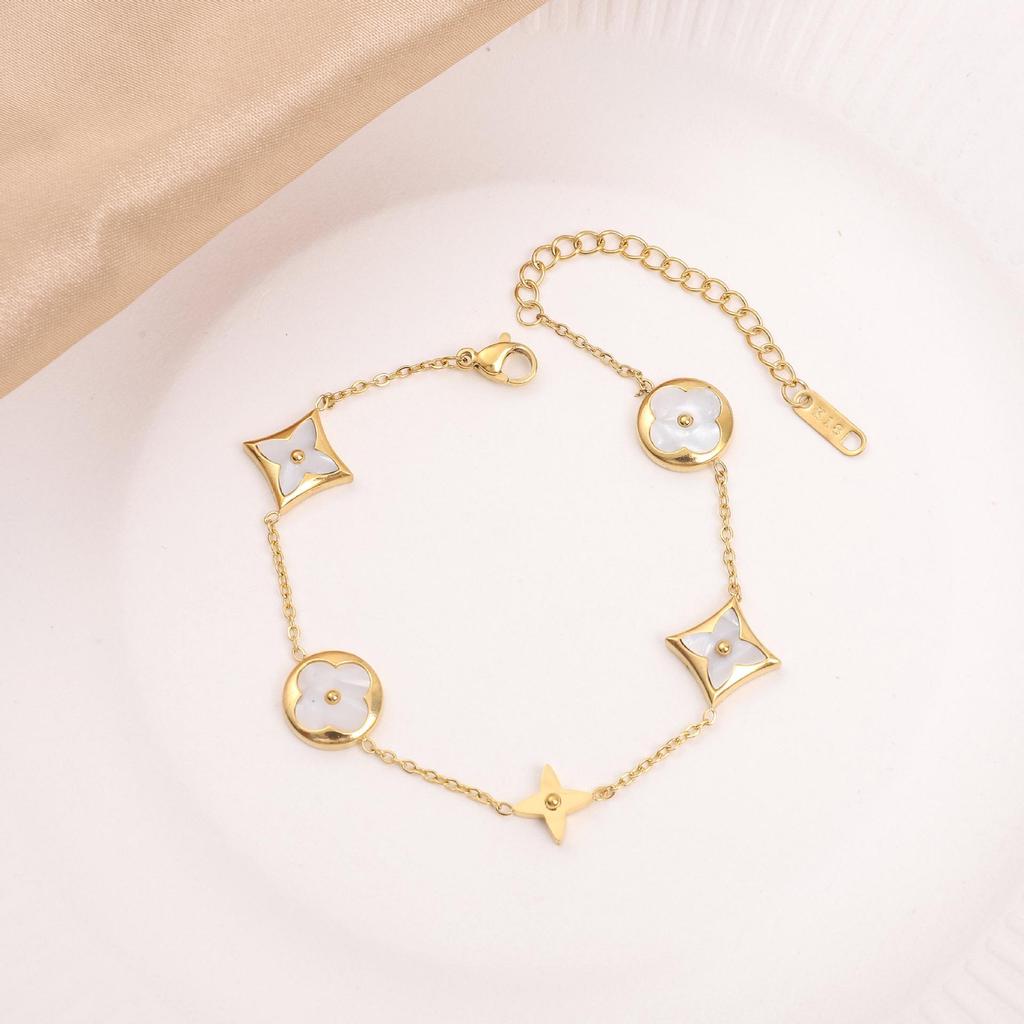 Elegantes Damenarmband aus Titanstahl - Stilvolles High-End-Design, Leichter Luxus, Vielseitiges Modeaccessoire