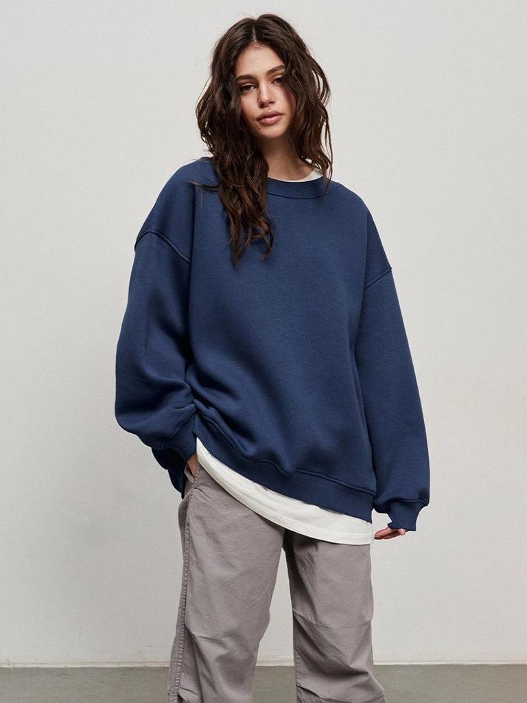 Women's European & American Oversized Fleece Crew Neck Sweatshirt - Solid Color for Autumn/Winter 2025