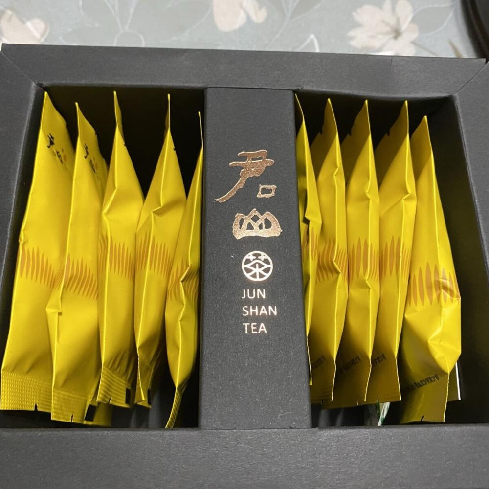 Nonpareil Top Grade Jun Shan Yin Zhen China Yellow Tea JunShan YinZhen 5g*10