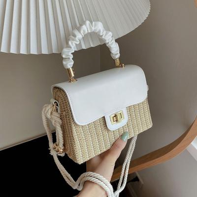 Herbst 2025 neue Pendler kleine quadratische Tasche einfache und großzügige Schultertasche Hanfseil Umhängetasche Stroh plissierte Handtasche