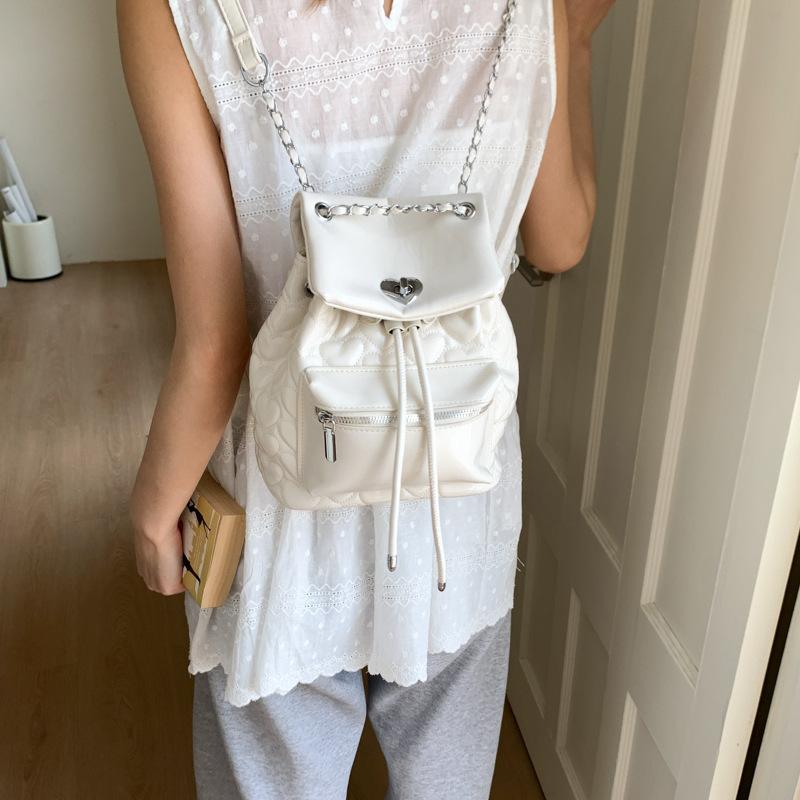 Fashion Chain Backpack Bag Women's New College Style Versatile Travel Bucket Bag Summer Small Backpack