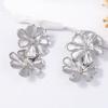 Simple, fashionable, light luxury, retro alloy exaggerated flower earrings, versatile, casual and daily wear women's earrings
