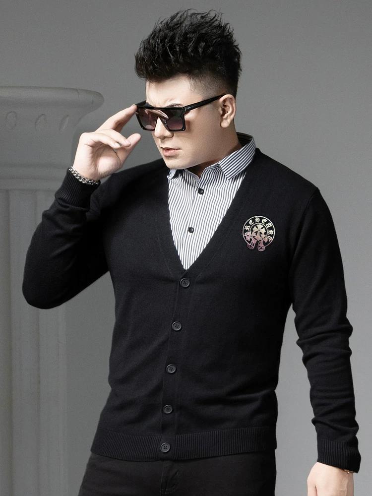 European Trendy Brand Gold-Stamped Cardigan Sweater for Men, 2025 New Autumn and Winter Style, Faux Two-Piece Knitwear, Warm Wool Sweater