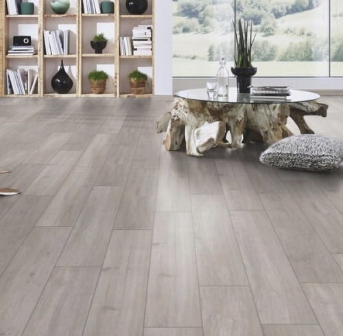 Laminate Flooring Oak Rockford AC4 V-Fuga