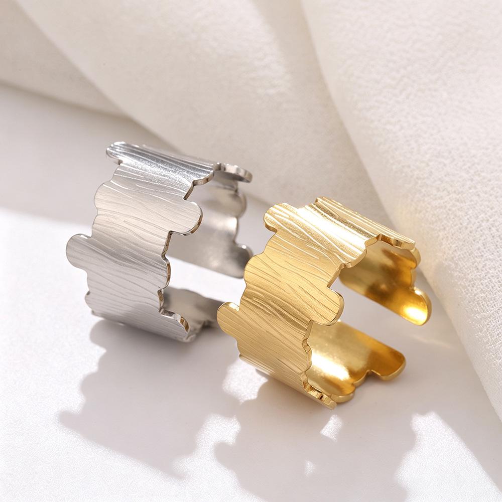 European & American Light Luxury Adjustable Wood Grain Wide Ring