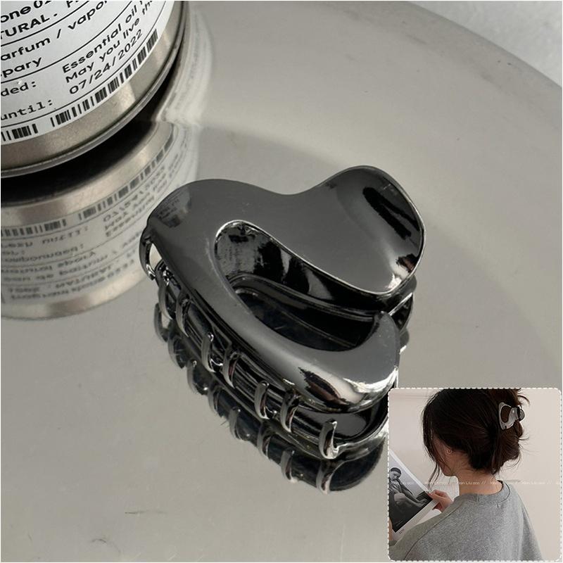 Elegant Geometric Wave Metal Gold Silver Hair Claw Clip For Women Accessories Large Punk Crab Jaw Clamps Hairgrip Headdress