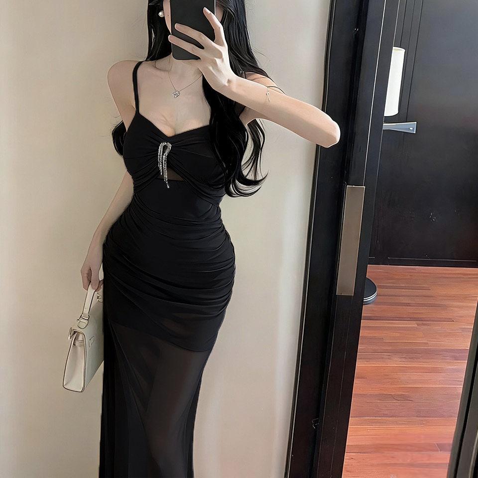 Sexy pure desire wind mesh pleated slim suspender dress women's summer temperament three-dimensional decorative waist and hip long dress