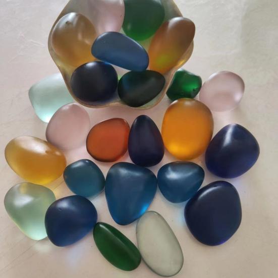 Parlatılmış Cam Taşlar 500g Yuvarlak Deniz ??Cam Çakıl Taşları 2-3cm Düzensiz Karışık Renkler Akvaryum Çakıl Taşları Balık Tankı Peyzajı için