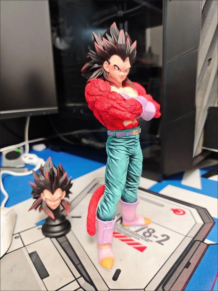 [USED] Dragon Ball Super 4 Vegeta Figure