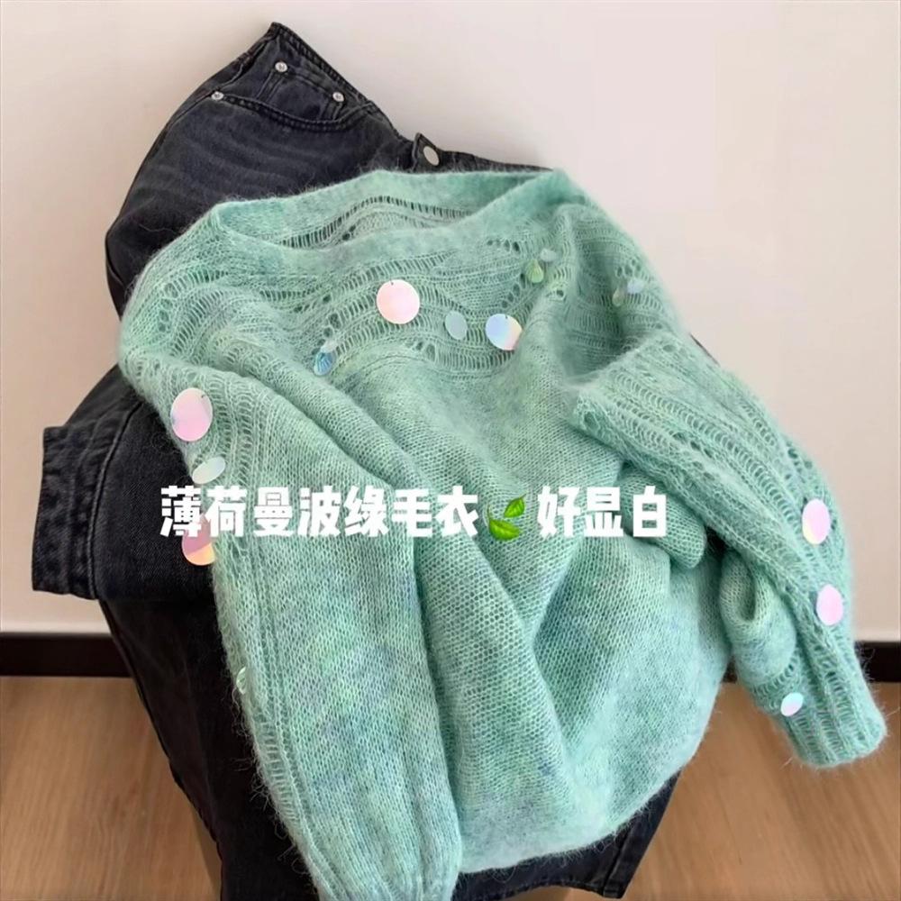 Recommended Dopamine Green Hollow Sequin Knitted Sweater for Women's New Autumn High-end Soft Waxy Sweater for Self-retention