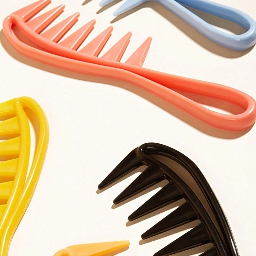 1pcs Large Toothed Hollow Oil Comb, Three-Dimensional Handle Anti Slip Hair Styling And Combing Tool