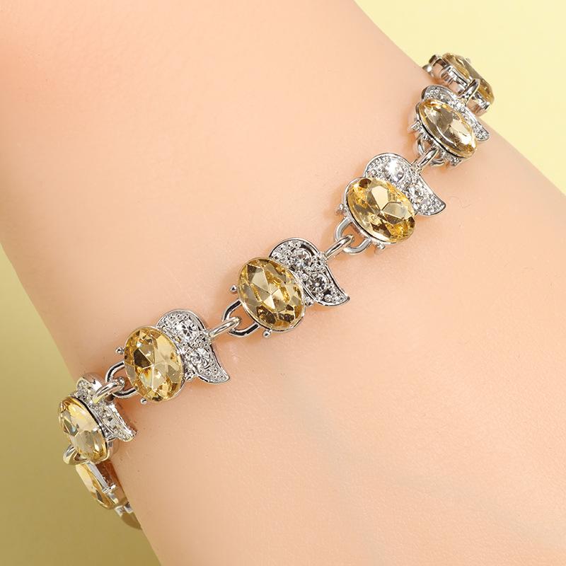 

Crescent-shaped colored jewelry zircon seven-color European and American jewelry bracelet available in various colors. Ladies bracelet