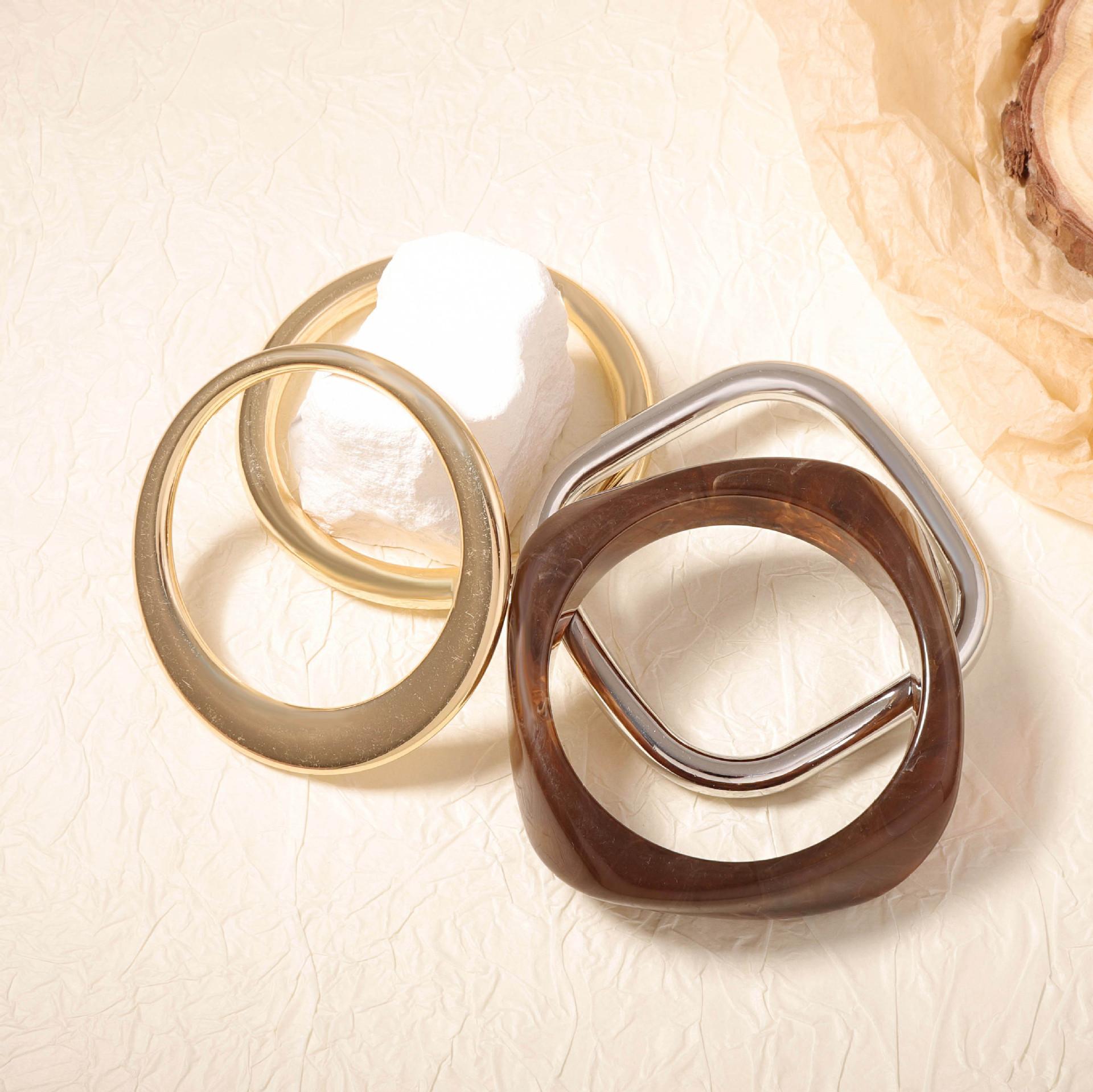 Персонализированный ретро-тренд холодный ветер смола CCB геометрическое кольцо браслет из четырех частей универсальный повседневный женские модели