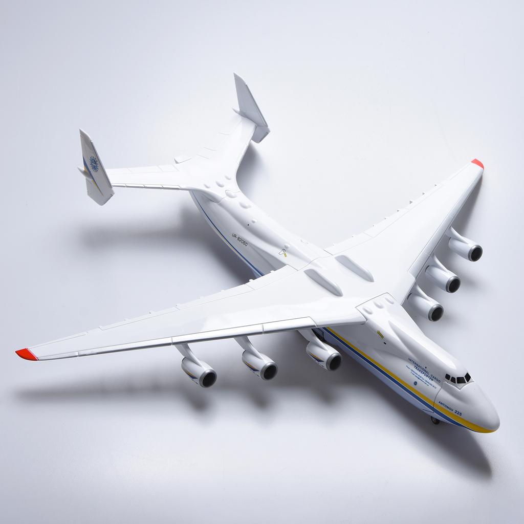42cm 1/200 Scale Model For Antonov AN-225 AN225 Mriya Transport Aircraft Airplane Resin Plastic Replica Collection Display