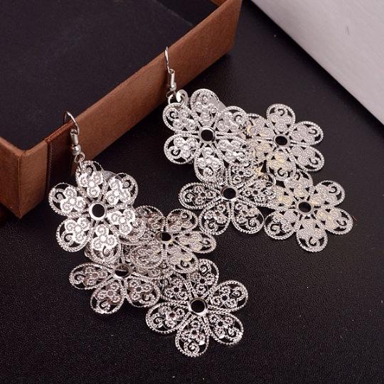 [Fashion Trendy Metal Fringe Long Drop Earrings Exaggerated Elegant Ear Hooks Earrings]