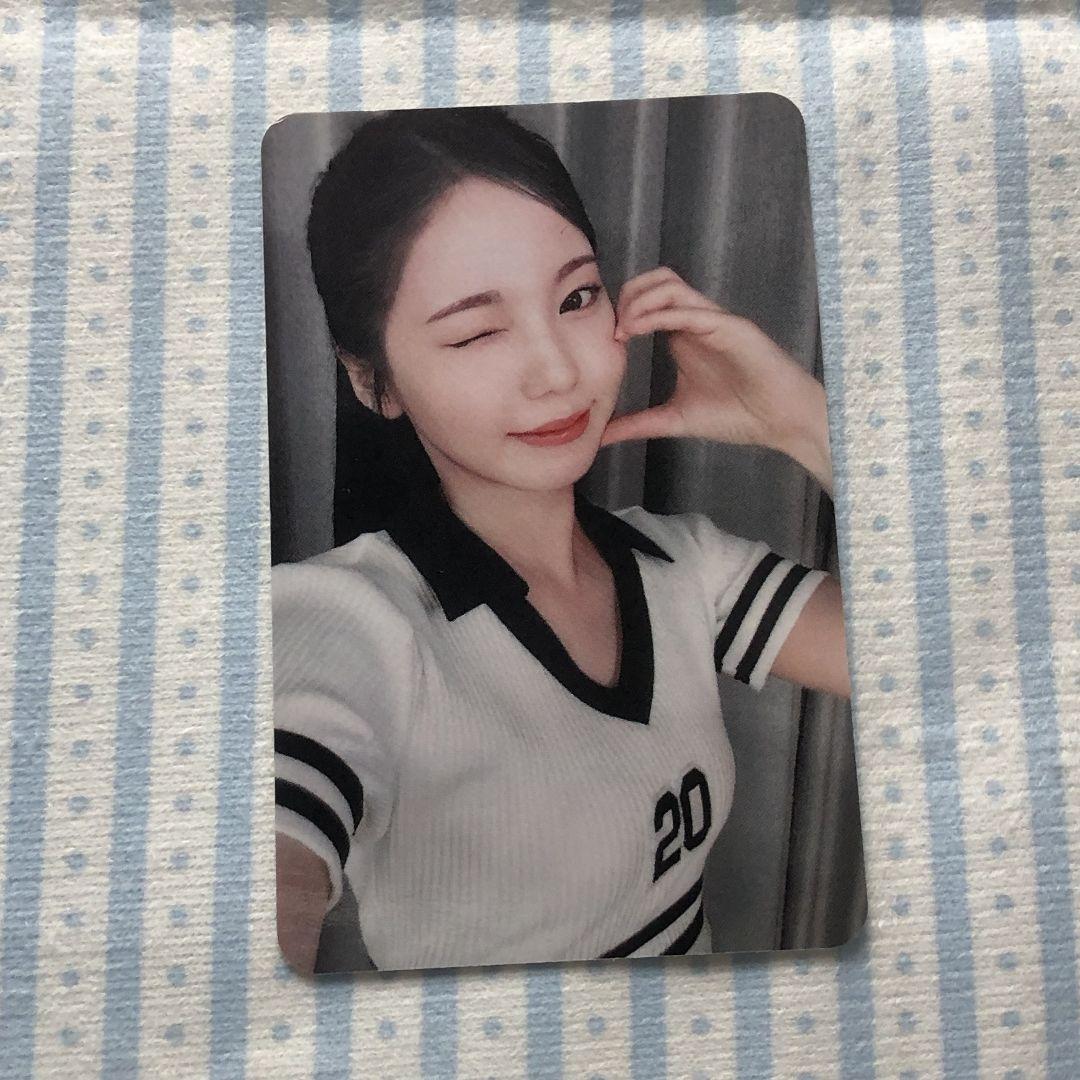 

[USED] Korea Exclusive Ayaka NiziU HEARTRIS All Attendance Sanok Trading Card