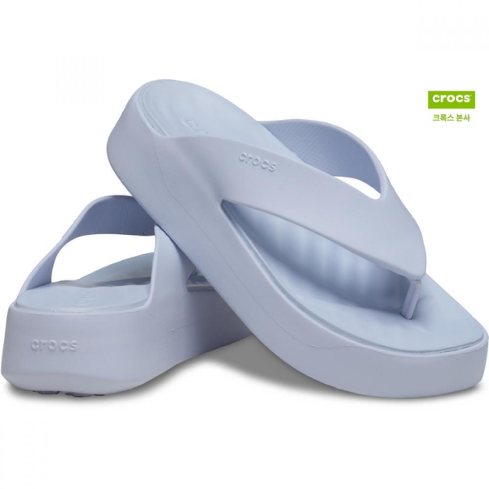 

Crocs Galleria Crocs Headquarters Getaway Platform Ferry 209410 5af 240