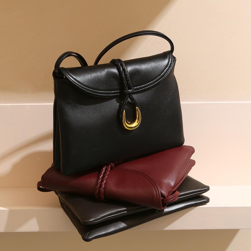 Bag Women's Premium Saddle Bag Crossbody Women's Versatile Sheepskin Bag Guangzhou Luggage Underarm Bag Genuine Leather Women's Bag