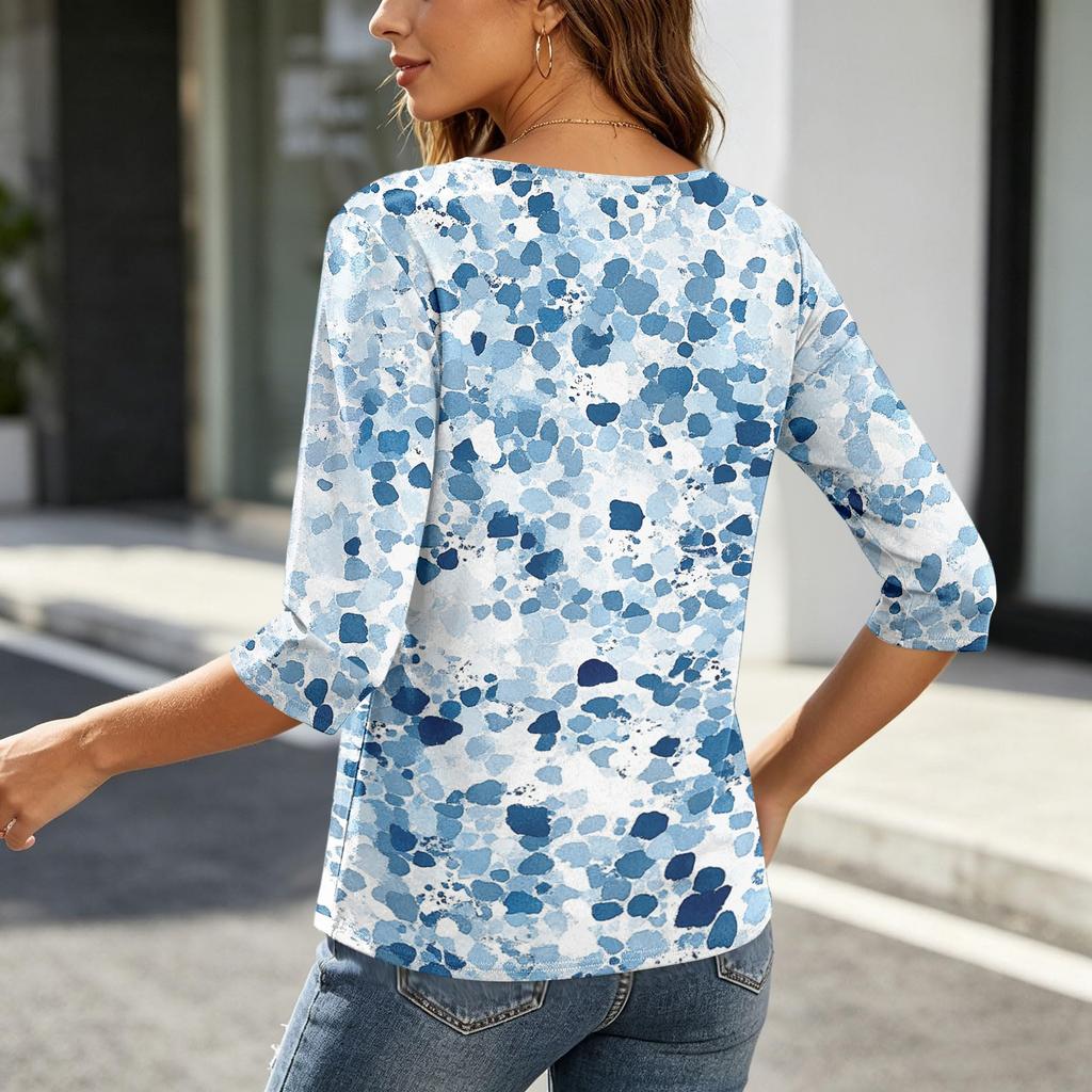 Women's Lightweight Loose Fit Vintage Floral Print Three-Quarter Sleeve Cardigan for Casual Daily Wear