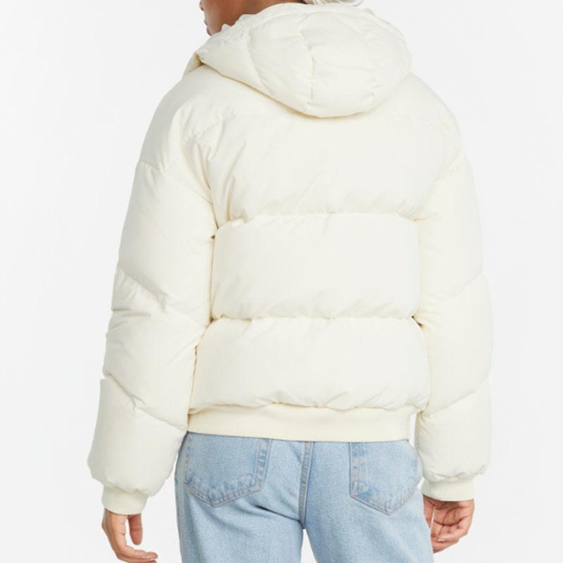 Puma Sport ocazional, rezistent la vânt, caldă, scurtă, jachetă cu glugă, jachetă pentru femei, fildeș-alb 846431-73