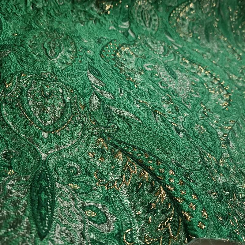 Exotischer Europäischer Stil Gold Seidenmischgewebe, Königlicher Palast Stil, Dreidimensionales Relief, Geprägter Jacquard Designerstoff