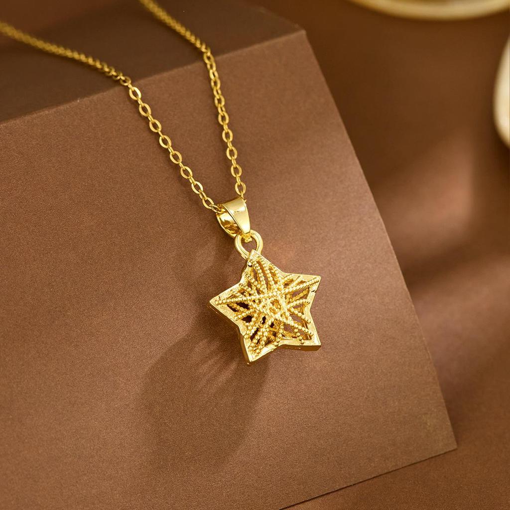 Exquisite Clavicle Chain: Women's Zircon Pentagram Pendant Necklace, Stainless Steel Jewelry, European & American Trend.