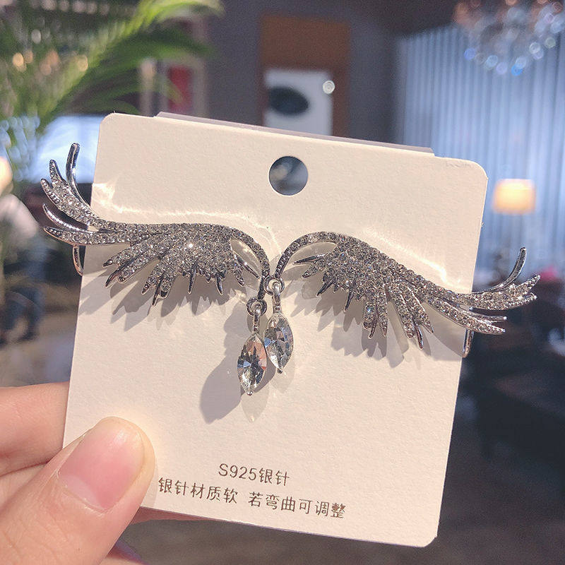 Punk Statement Ear Cuff Clip Earrings for Women Silver Color Crystal Angel Wings Dangle Earrings Wedding Party Trendy Jewelry