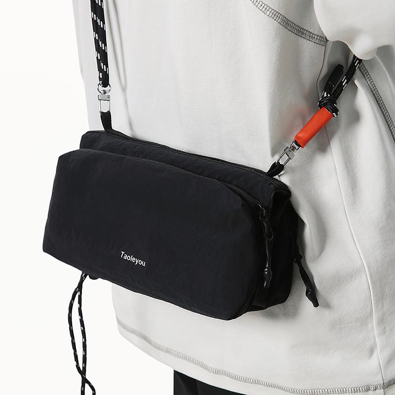 Wassermann Rucksack - gleicher Stil für Männer und Frauen, Outdoor Bergsteigen Umhängetasche, leicht, mehrschichtig kleine C