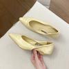 New Women's Shoes Spring and Autumn Low-heeled Single Shoes Cat-heeled Shoes Women's Oil Wax Leather Fashionable and Comfortable Pointed Hollow