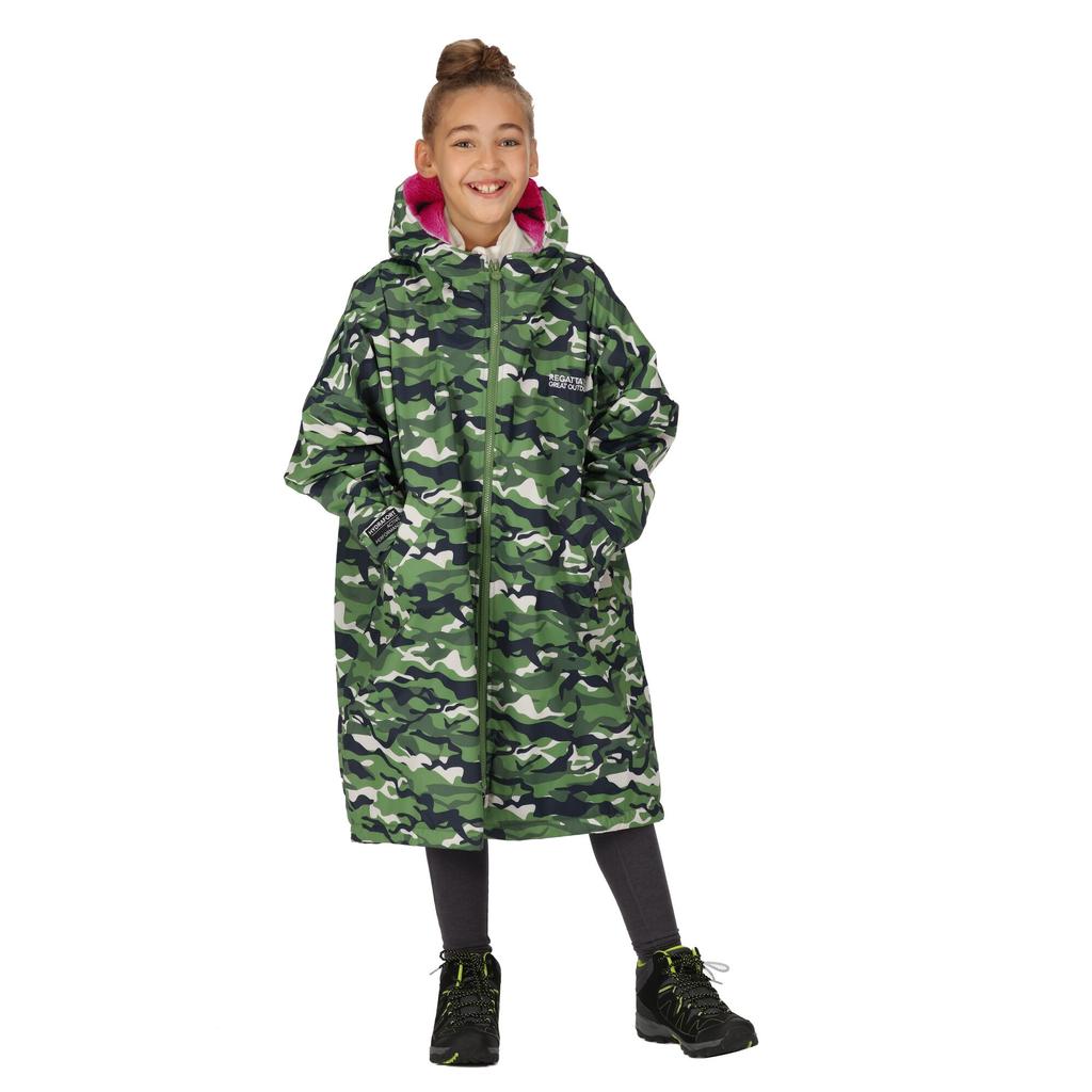 Regatta Childrens/Kids Camouflage Waterproof Changing Robe