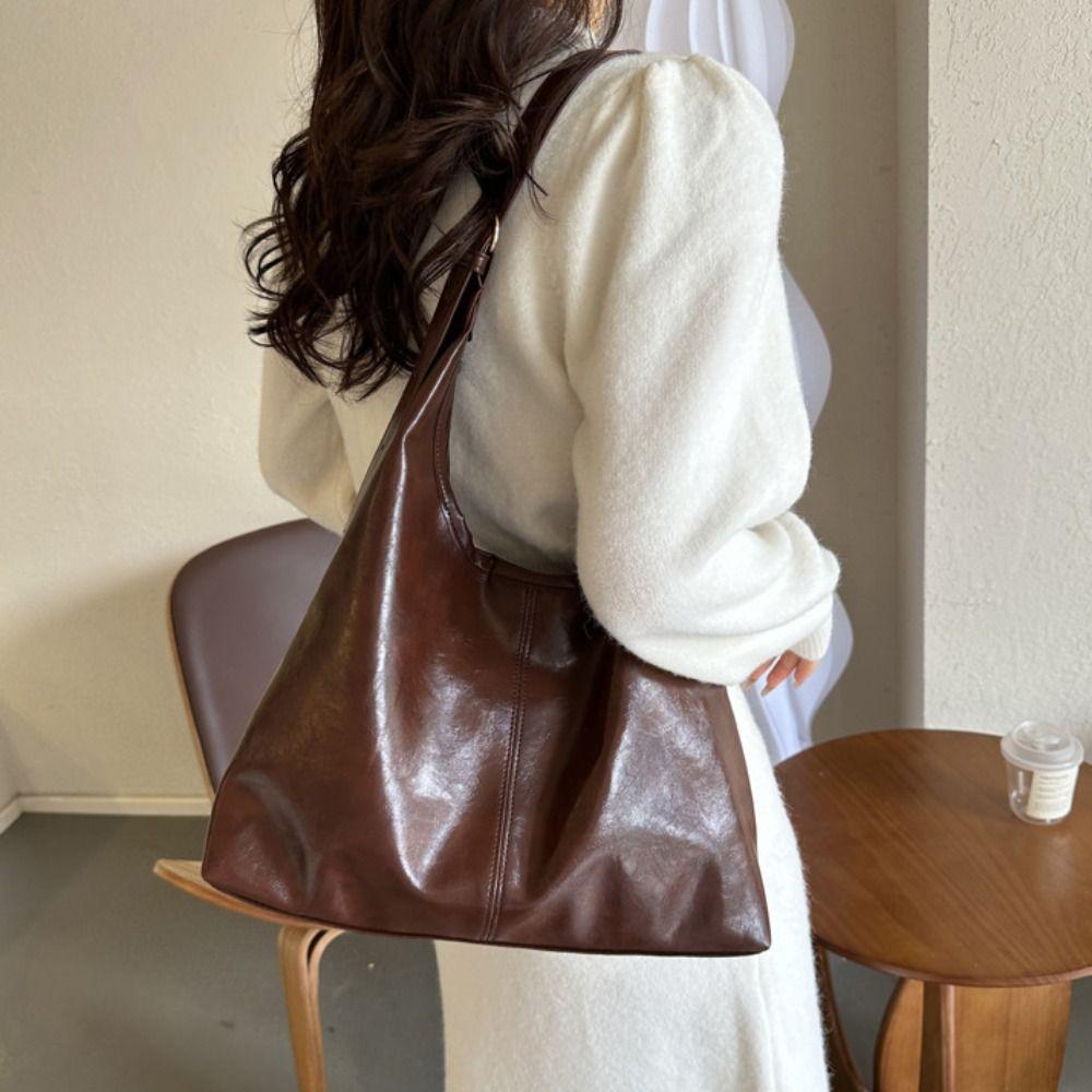Solid Color Commuting Shoulder Bag Large Capacity Vintage Underarm Bag Soft Leather Tote Bag Women