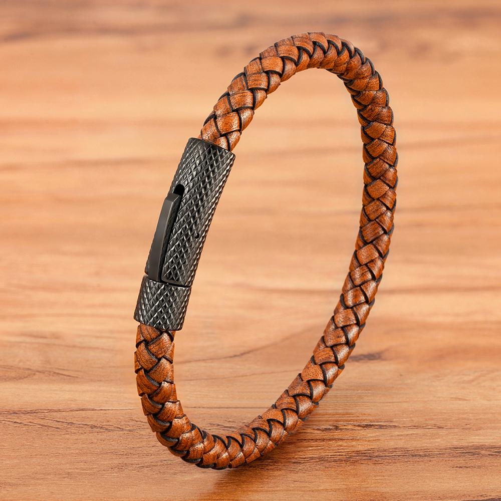 QIKU Fashion Mens Braided Leather Bracelet Black/Brown/Red Stainless Steel Retro Simple Bangle Jewelry Christmas Gift