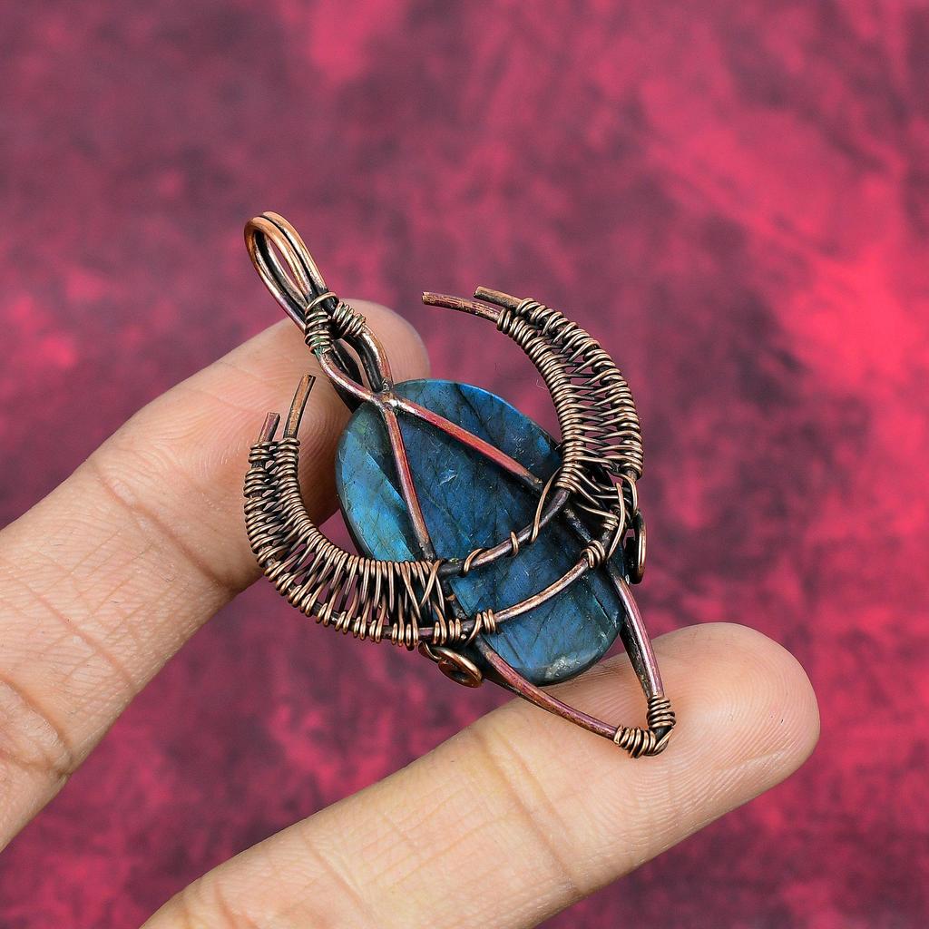 Labradorite Pendant Copper Wire Wrapped Gemstone Pendant Copper Jewelry Handmade Pendant Bull Face Shape Pendant Wire Wrap Jewelry for Gifts
