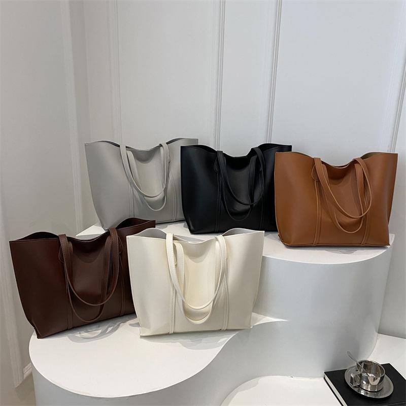 Large-capacity Bag - Stylish Retro Commuter Tote Bag - Simple Single-shoulder Bag