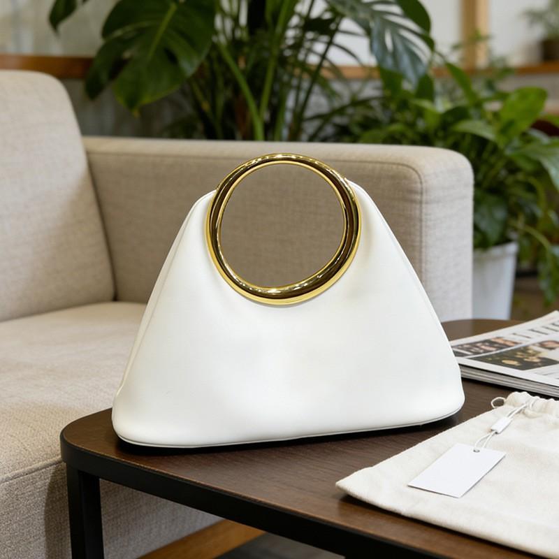 

Ретро Нишевый Дизайн Французская Элегантная Сумка Металлическое Кольцо Высококачественная Мягкая Натуральная Кожа Сумка-тоут Conventional packaging with label 29CMx13CMx24CM белый