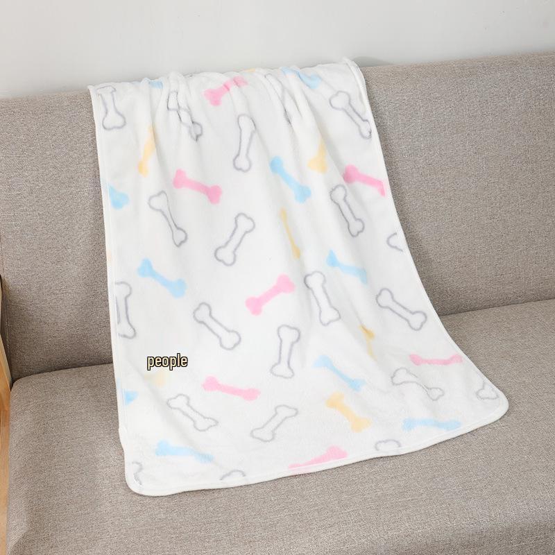 "Flannel Paw Print Pet Blanket for Cats & Dogs - All-Season Thickened"