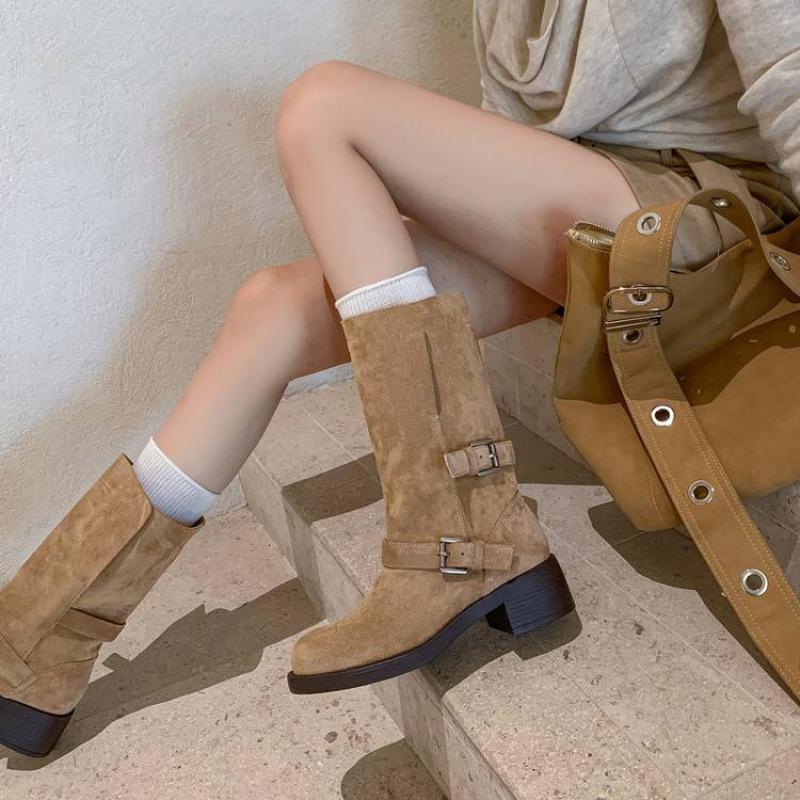 Autumn and Winter Women's Leather Boots Solid Color Leather Medium Heel Large Size Women's Boots Round Head Versatile High Boots Thick-soled Knight Bo