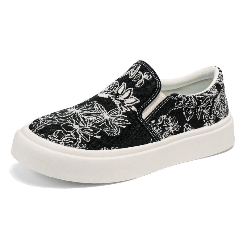 

One-pedal espadrilles men s breathable foot cover lazy board shoes men s shoes spring and summer new casual trendy shoes loafers 39