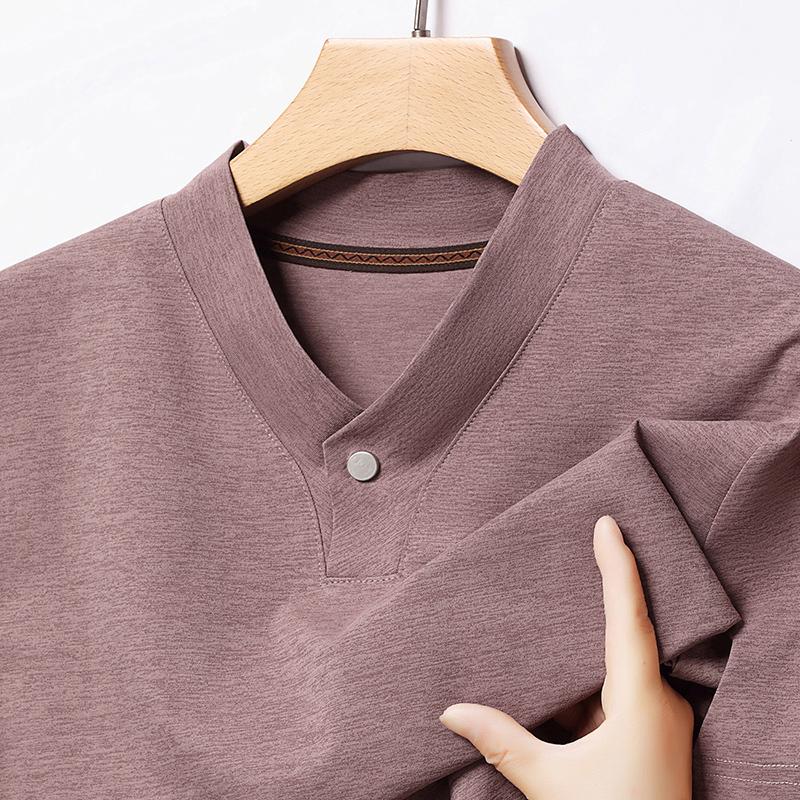 

Men s seamless V-neck polo shirt for summer business and leisure no ironing breathable lapel short sleeved t-shirt M