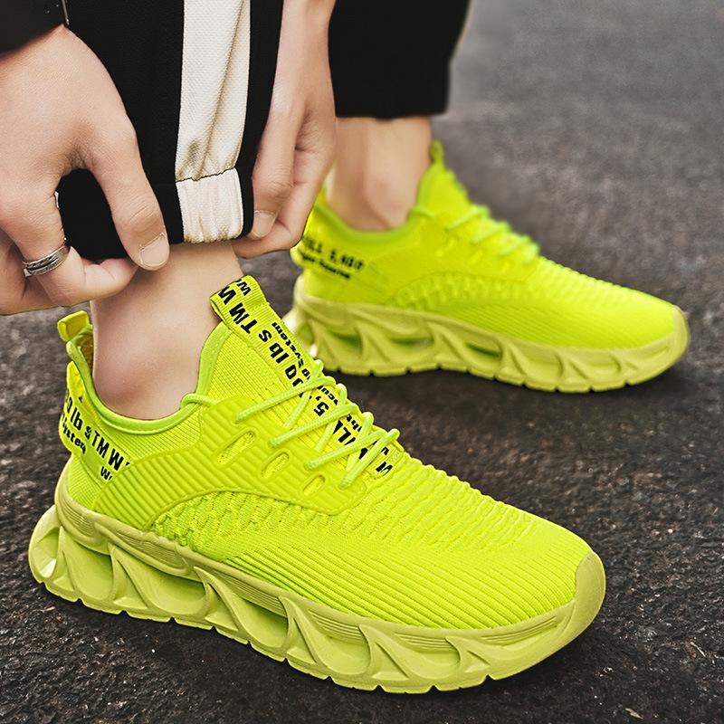 New breathable mesh shoes low-top soft sole cushioning comfortable sports shoes large size casual trendy shoes
