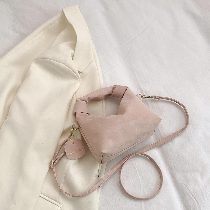 Neue einfarbige plissierte Handtasche Lässig modisch Ein Schulter Crossbody Kleine quadratische Tasche Persönlichkeit Ins Damentasche