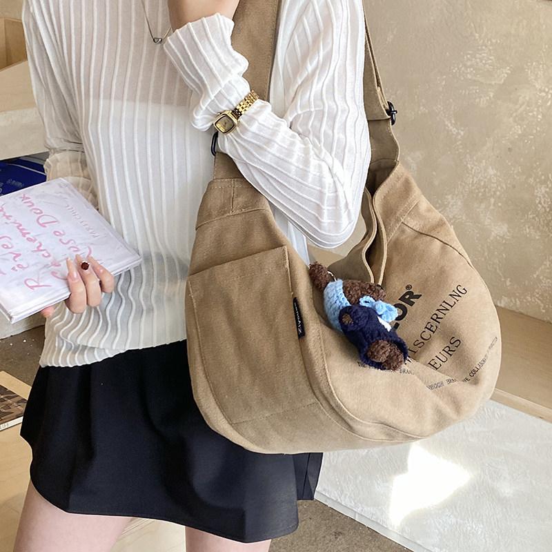 Letter print canvas bag for women2026Spring new trendy fashi tote bag for students, large capacity crossbody bag for school