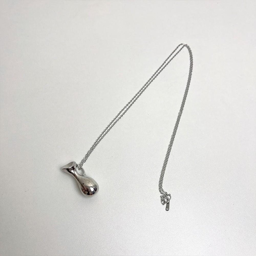 Temperament Long Sweater Chain Retro Fashion Jewelry Portable Water Bottle Pendant Necklace  Lady