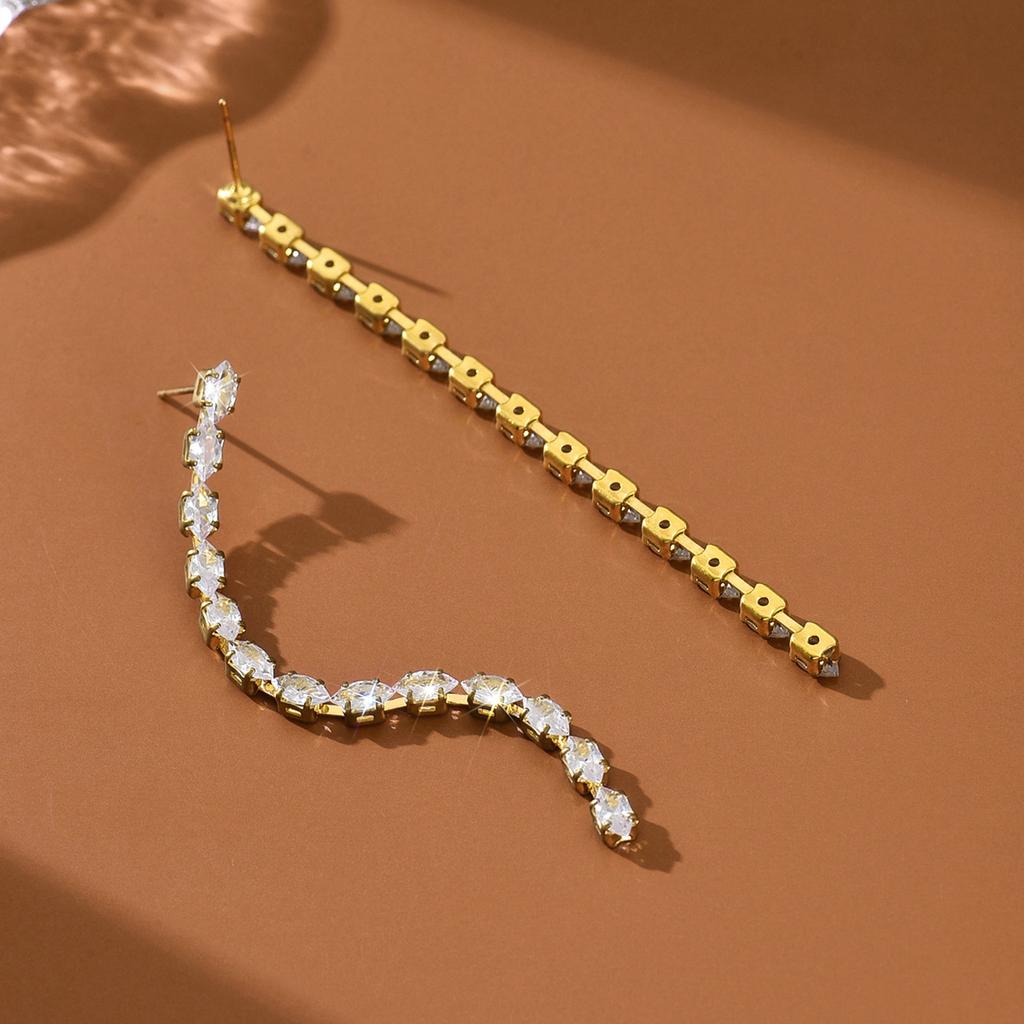 Fashionable and Versatile Rhinestone Inlaid Simple Tassel Earrings, Light Luxury High-end Ear Accessories for Women